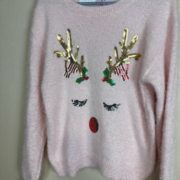 Holiday time. Size m-8-10 p2p 17-1/2. Length 24 preworn excellent condition - Picture 2 of 4